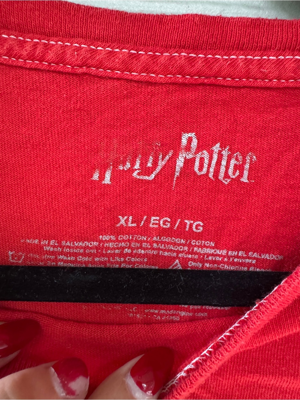 Harry Potter Gryffindor Short Sleeve Tee - Red - Picture 4 of 4